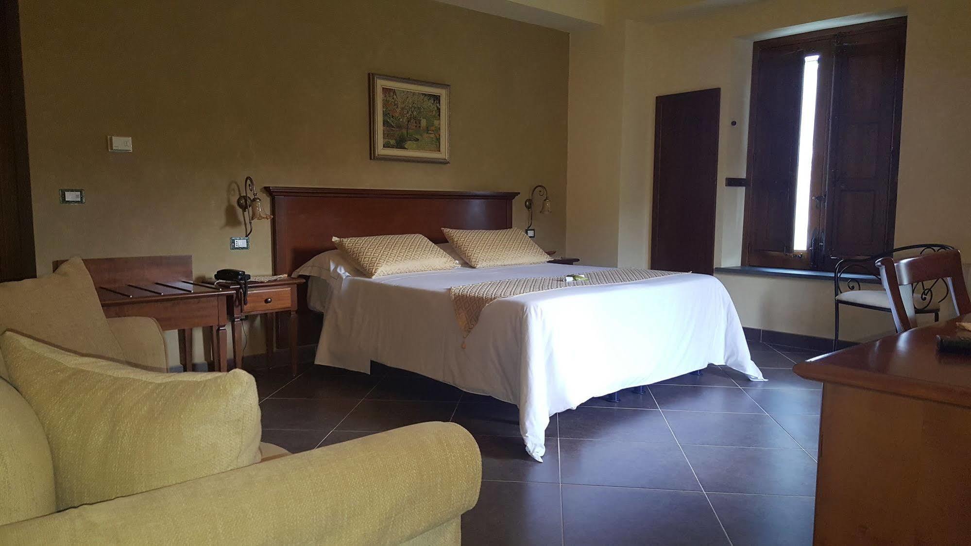 Antico Borgo Petralia Guest House Zafferana Etnea Exterior photo